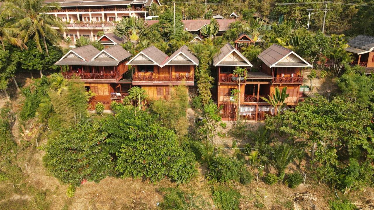 Mekong Riverside Lodge Muang Pakbèng Eksteriør billede