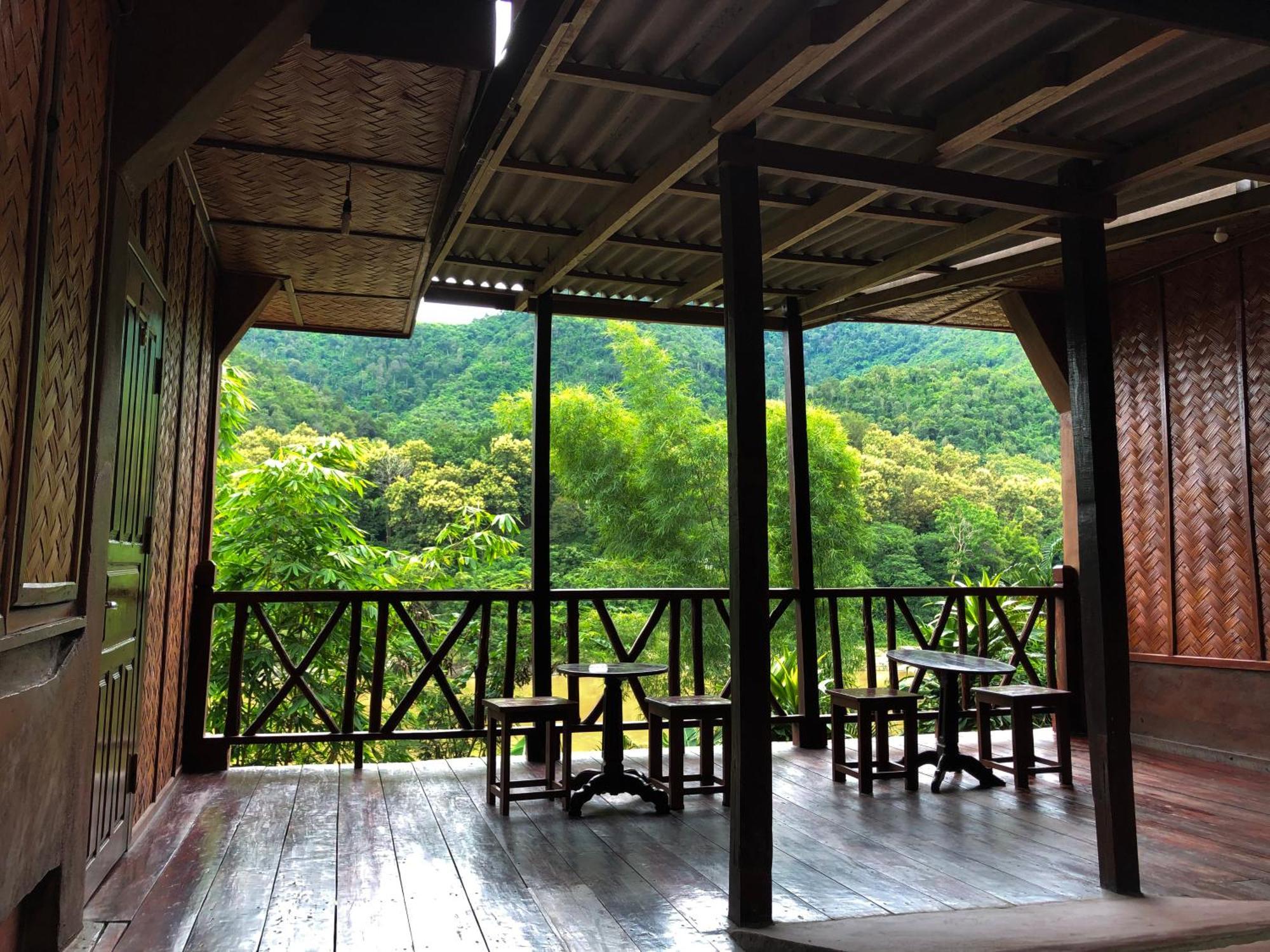 Mekong Riverside Lodge Muang Pakbèng Eksteriør billede
