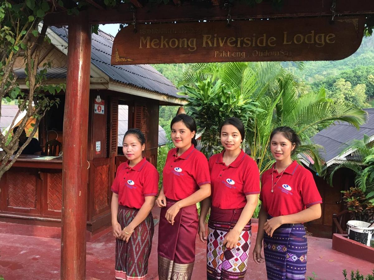 Mekong Riverside Lodge Muang Pakbèng Eksteriør billede